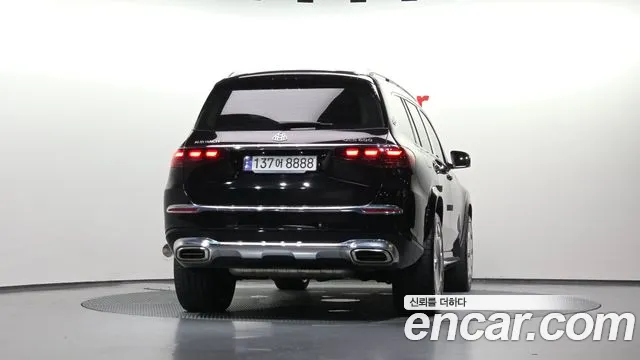 Mercedes-Benz GLS-Class — Фото автомобиля 3