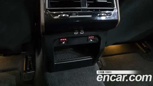 BMW 5 Series G60 — Фото автомобиля 24