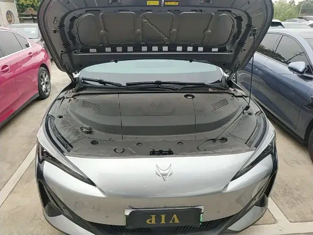 Arcfox Alpha S5 — Фото автомобиля 19