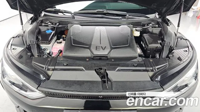 Kia EV6 — Фото автомобиля 9
