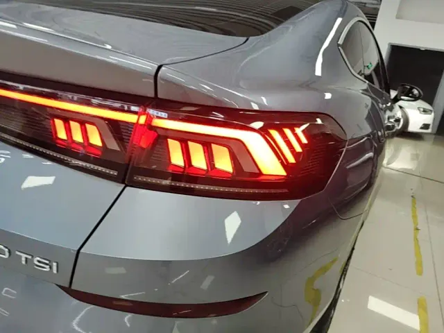 Volkswagen Lamando — Фото автомобиля 7