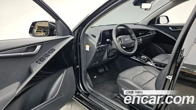 Kia Niro Niro (New) — Фото автомобиля 10