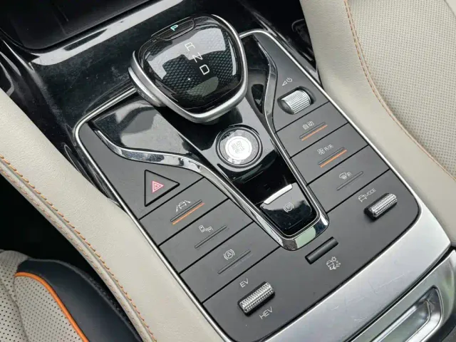 BYD Song PLUS — Фото автомобиля 17