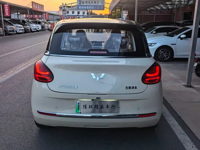 Wuling Bingo — Фото автомобиля 11