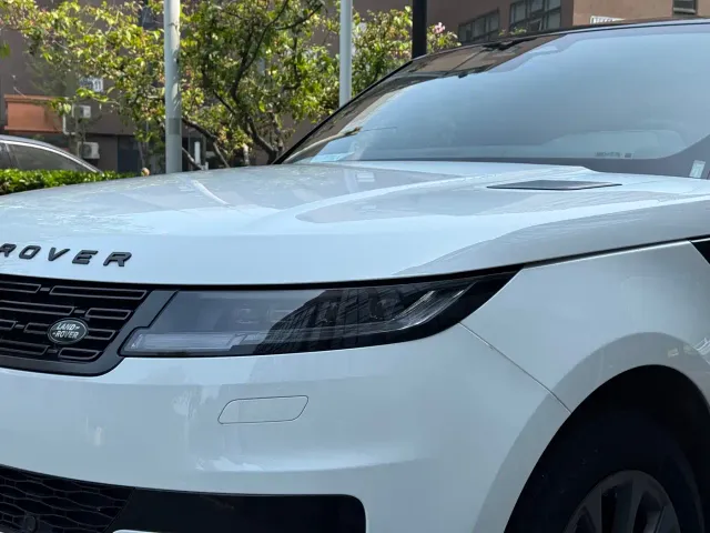 Land Rover Range Rover Sport — Фото автомобиля 27