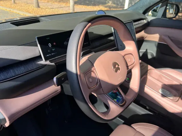 Nio ES6 — Фото автомобиля 12