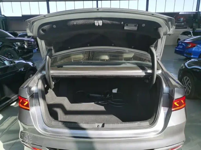 BYD Qin PLUS — Фото автомобиля 18