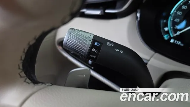 Genesis GV70 2.5T Бензин AWD — Фото автомобиля 25