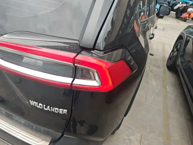 Toyota Wildlander — Фото автомобиля 7