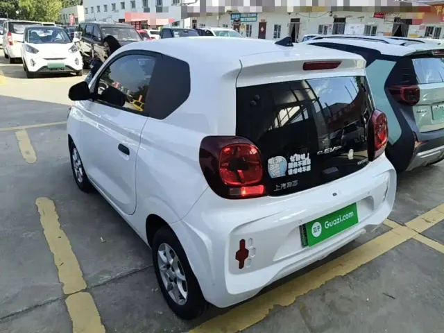 Roewe Clever — Фото автомобиля 4