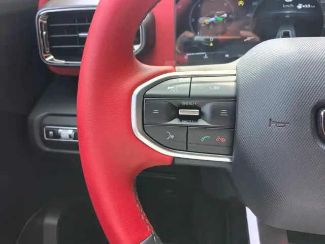 Geely Geely ICON 2020 1.5TD i9 BSG — Фото автомобиля 18