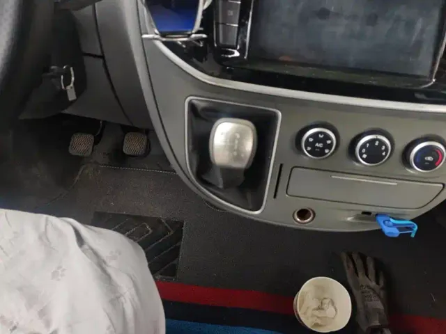 Maxus Xintu V80 — Фото автомобиля 16