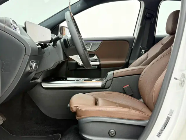 Mercedes-Benz EQA — Фото автомобиля 5