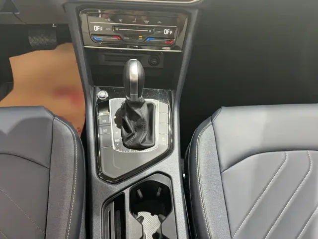 Volkswagen Tharu — Фото автомобиля 9