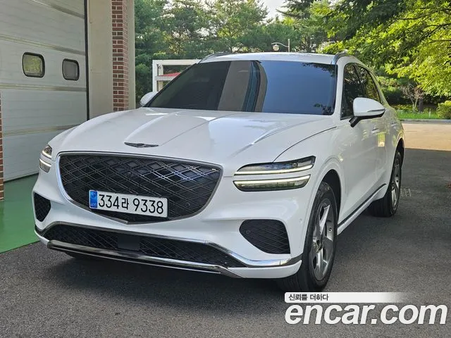 Genesis GV70 2.5T Бензин AWD — Фото автомобиля 2