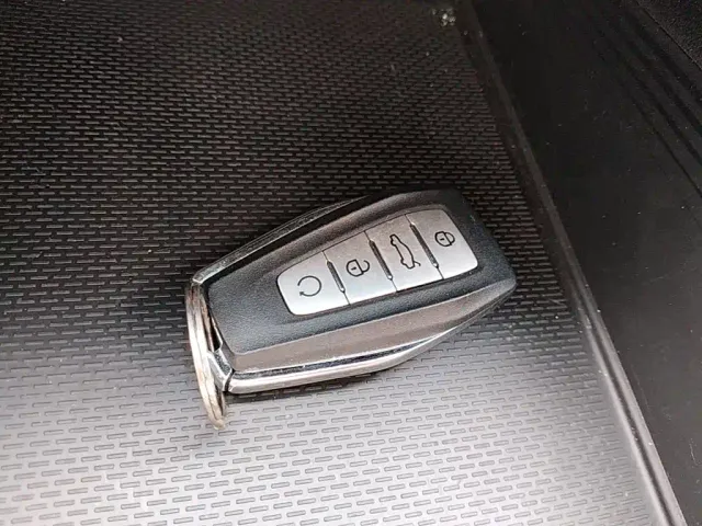 Geely Binrui — Фото автомобиля 8