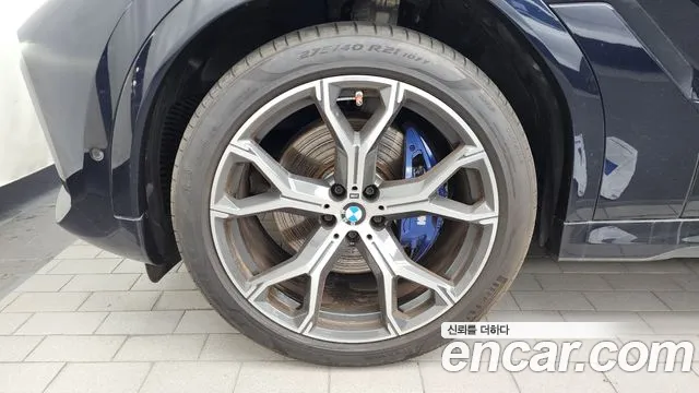 BMW X6 xDrive40i M Sport — Фото автомобиля 5