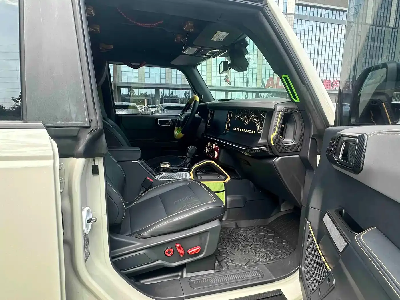 Ford Ford Bronco 2024 2.3T Badlands — Фото автомобиля 8