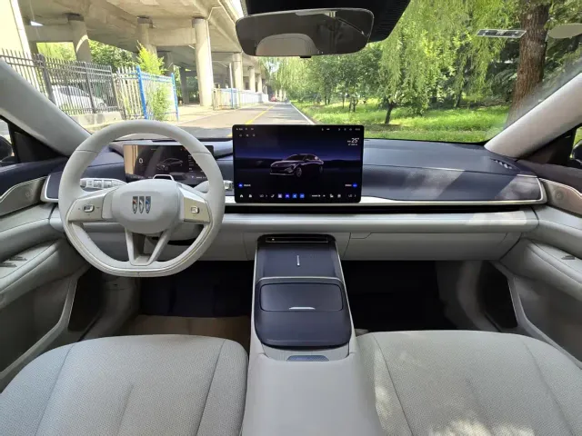 Buick Electra L7 — Фото автомобиля 12
