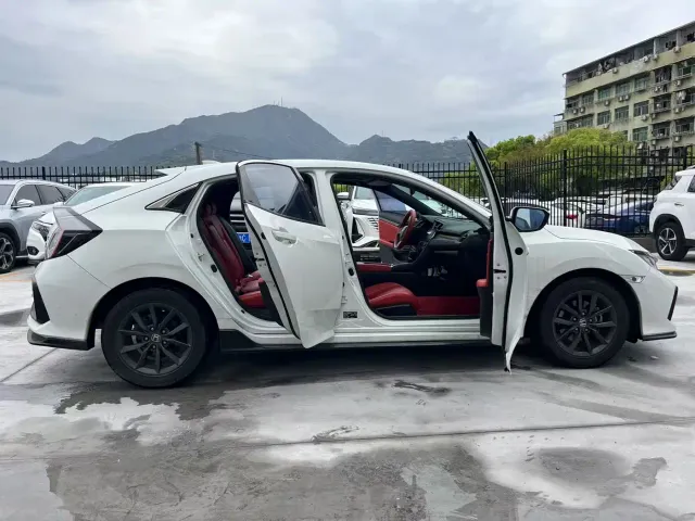 Honda Civic — Фото автомобиля 14