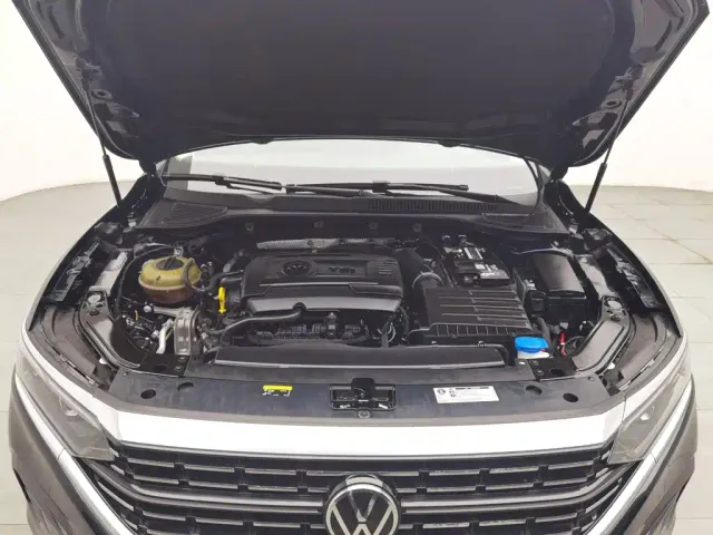 Volkswagen Passat — Фото автомобиля 6