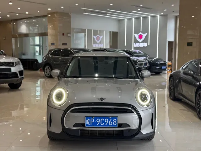 MINI Hatch — Фото автомобиля 2