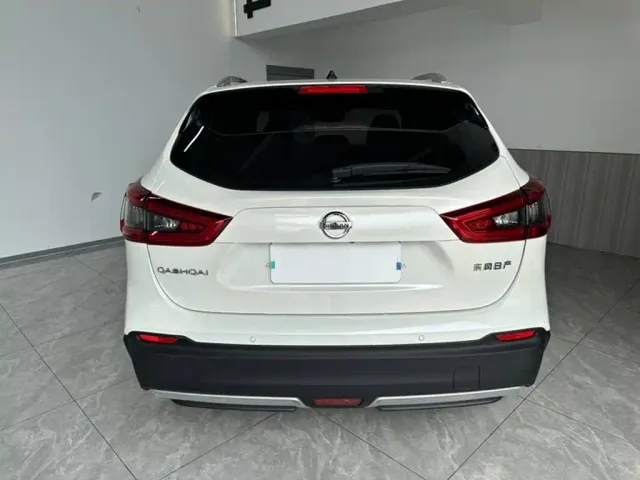 Nissan Qashqai — Фото автомобиля 5