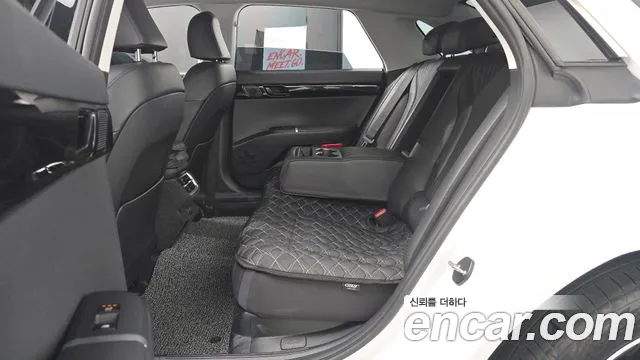 Hyundai Grandeur Grandeur (GN7) 3.5 LPG 2WD (Такси) — Фото автомобиля 12