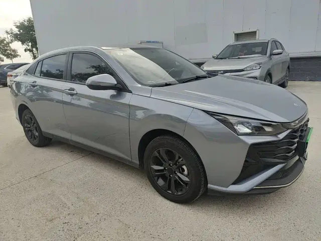 Dongfeng Yixuan — Фото автомобиля 3
