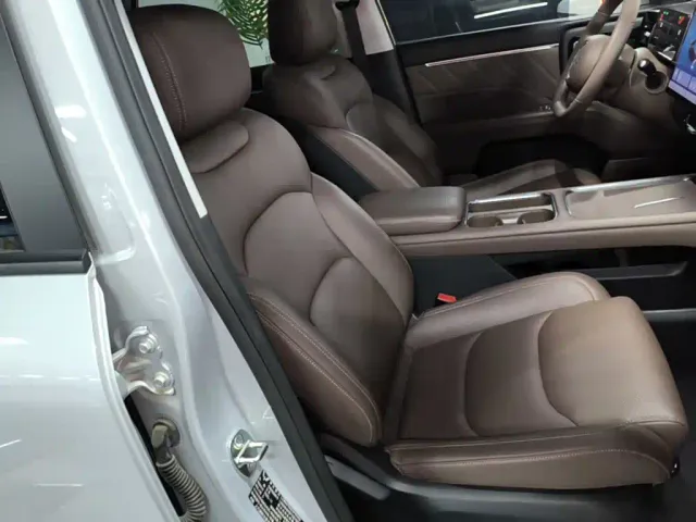 Wuling Starlight 730 — Фото автомобиля 24