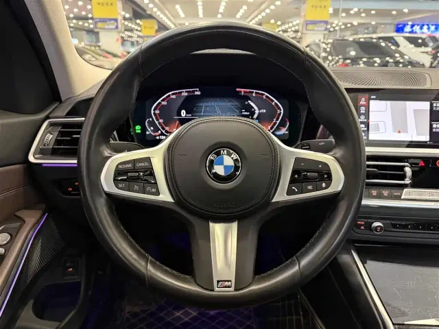 BMW 3 Series — Фото автомобиля 23