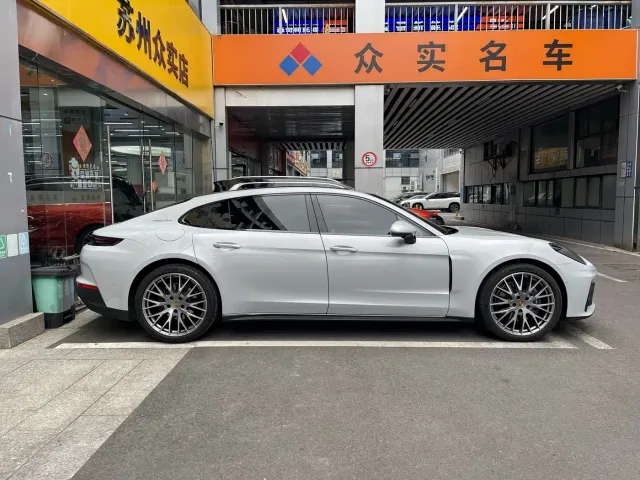 Porsche Panamera — Фото автомобиля 4