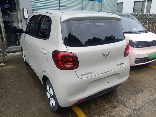 Wuling Hongguang Mini EV — Фото автомобиля 4