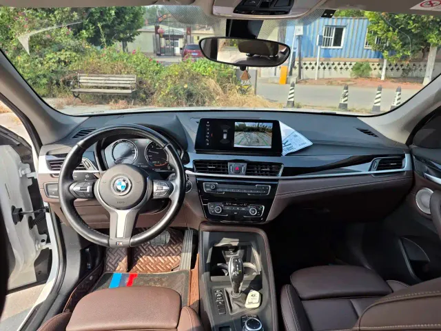 BMW X1 — Фото автомобиля 14