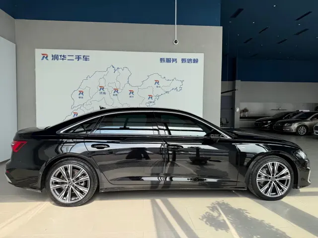 Audi A6L — Фото автомобиля 3