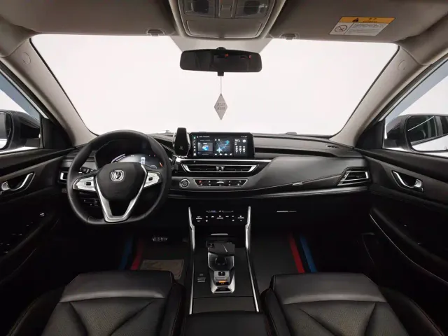 Changan CS75 — Фото автомобиля 18