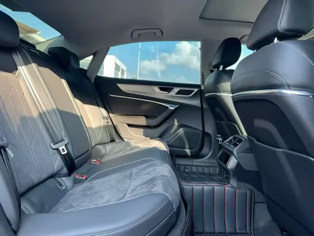 Audi A7L — Фото автомобиля 6