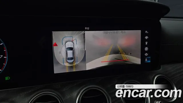 Mercedes-Benz E-Class E-класс W213 E350 4MATIC Exclusive — Фото автомобиля 14