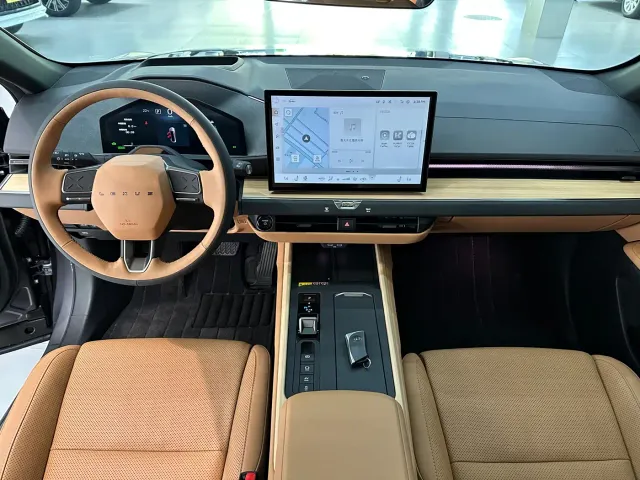 Lexus ES — Фото автомобиля 8