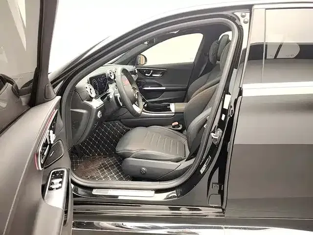 Mercedes-Benz C-Class — Фото автомобиля 12