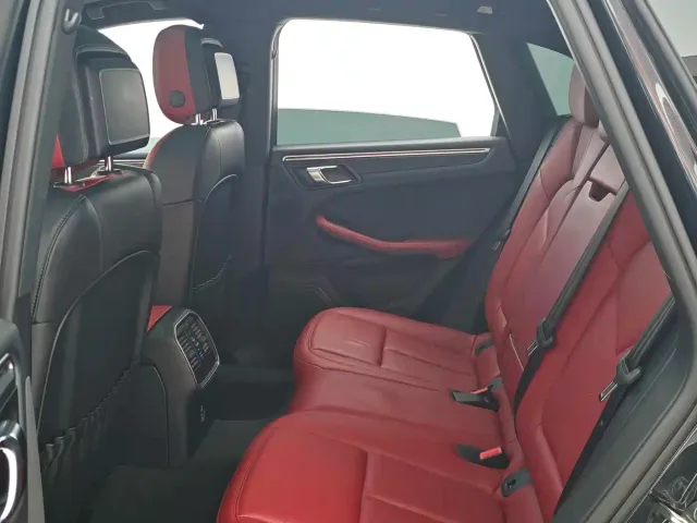 Porsche Macan — Фото автомобиля 8