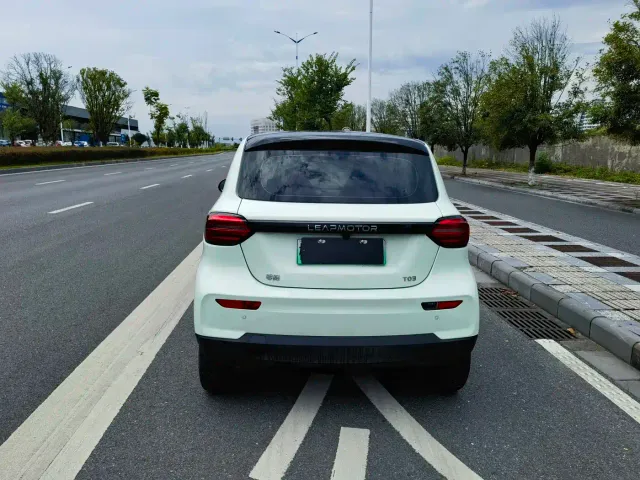 Leapmotor T03 — Фото автомобиля 4