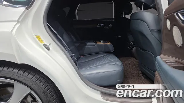 Genesis G80 Бензин 2.5 турбо AWD — Фото автомобиля 12