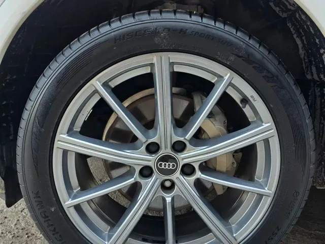 Audi Q5L — Фото автомобиля 10