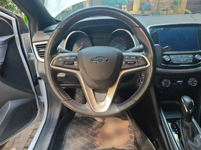 Chevrolet Monza — Фото автомобиля 6