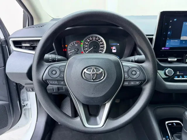 Toyota Corolla — Фото автомобиля 11
