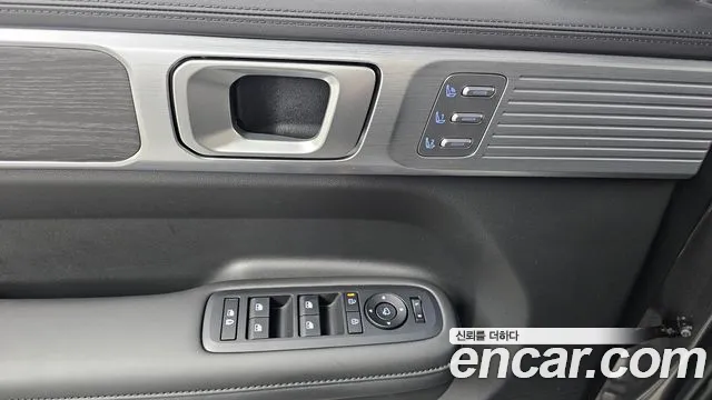 Hyundai Santafe Santa Fe (MX5) Бензин 2.5T 2WD — Фото автомобиля 19