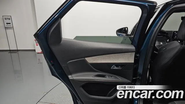Peugeot 3008 — Фото автомобиля 24