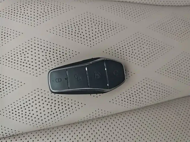 BYD Dolphin — Фото автомобиля 8