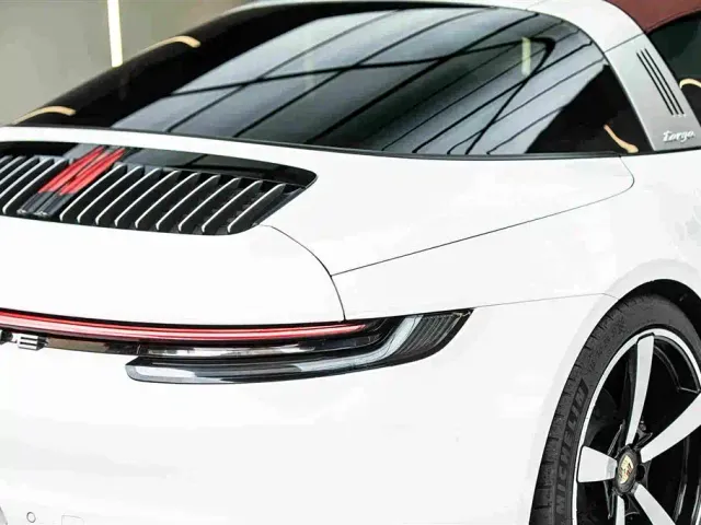Porsche 911 — Фото автомобиля 6